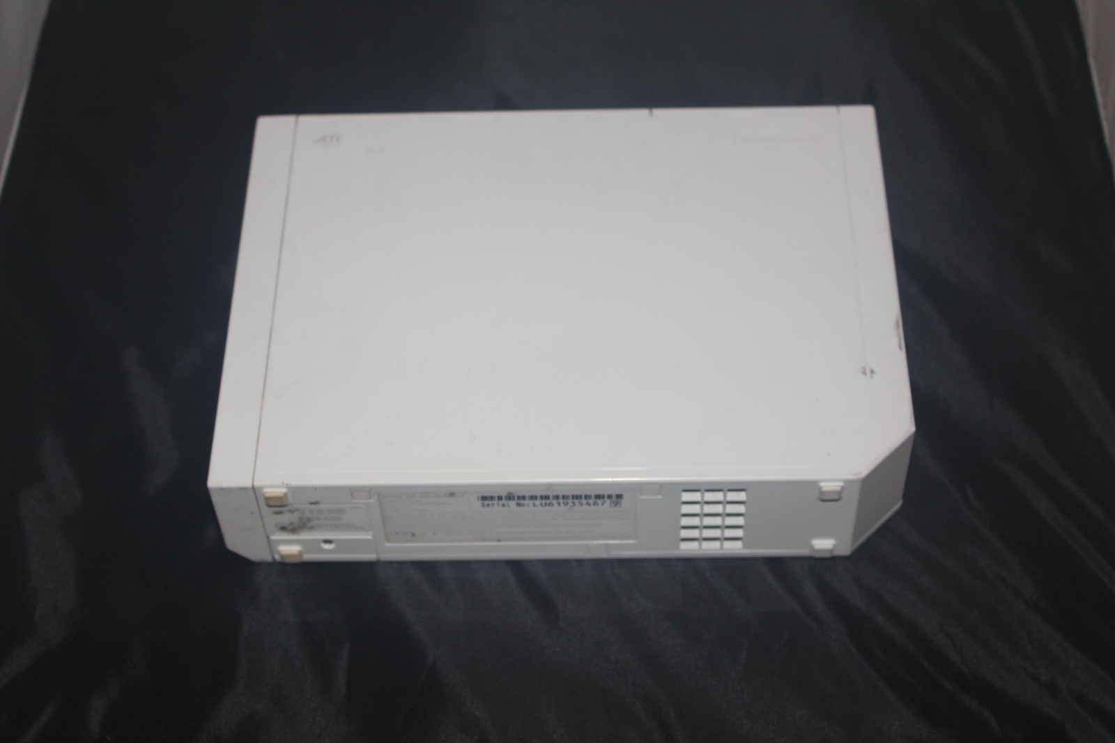 Nintendo Wii Replacement Console & Stand – Gamecube Compatible RVL-001 – Tested