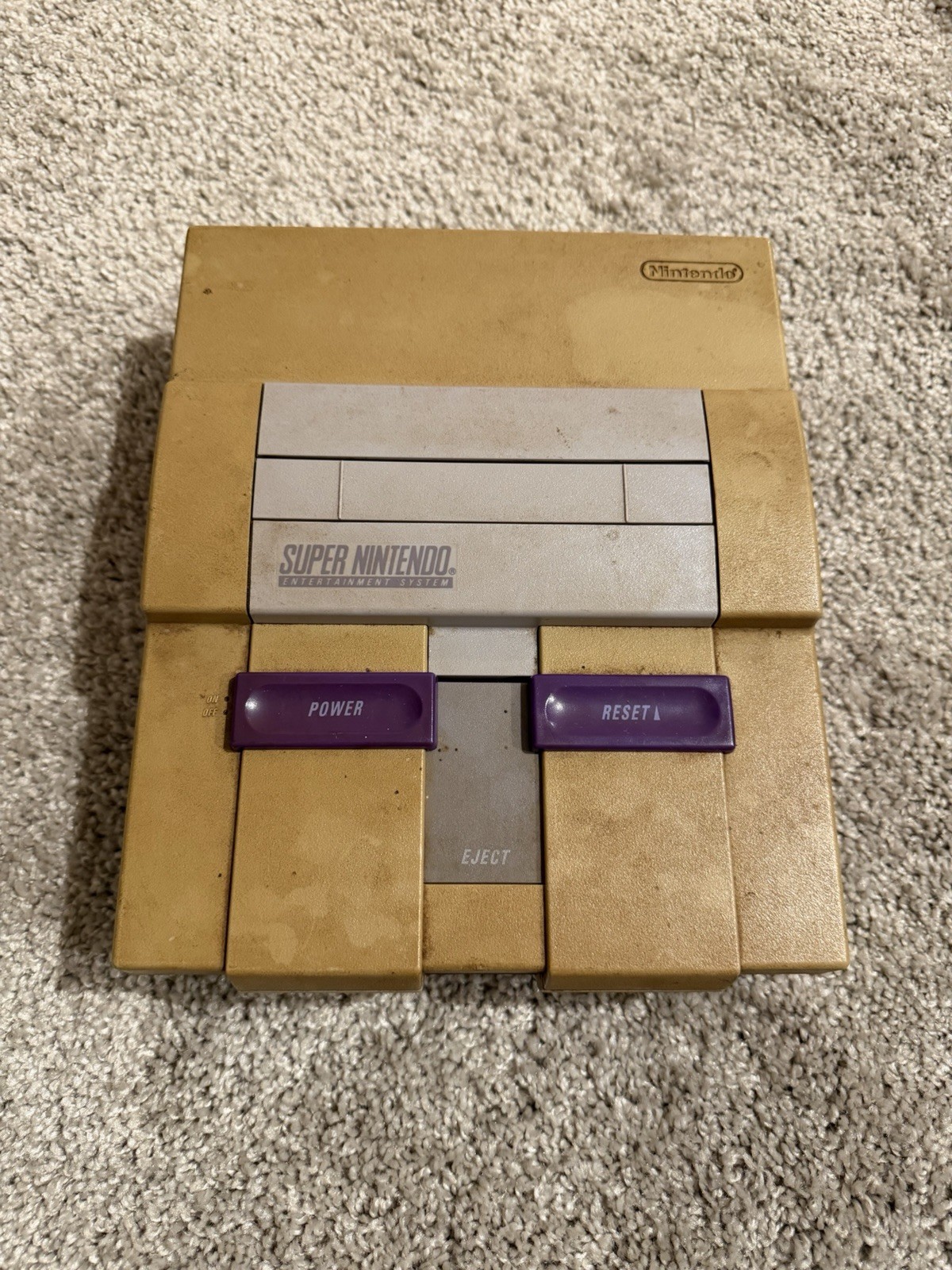 Super Nintendo Entertainment System SNS-001 Gray Discolored & AV Cable