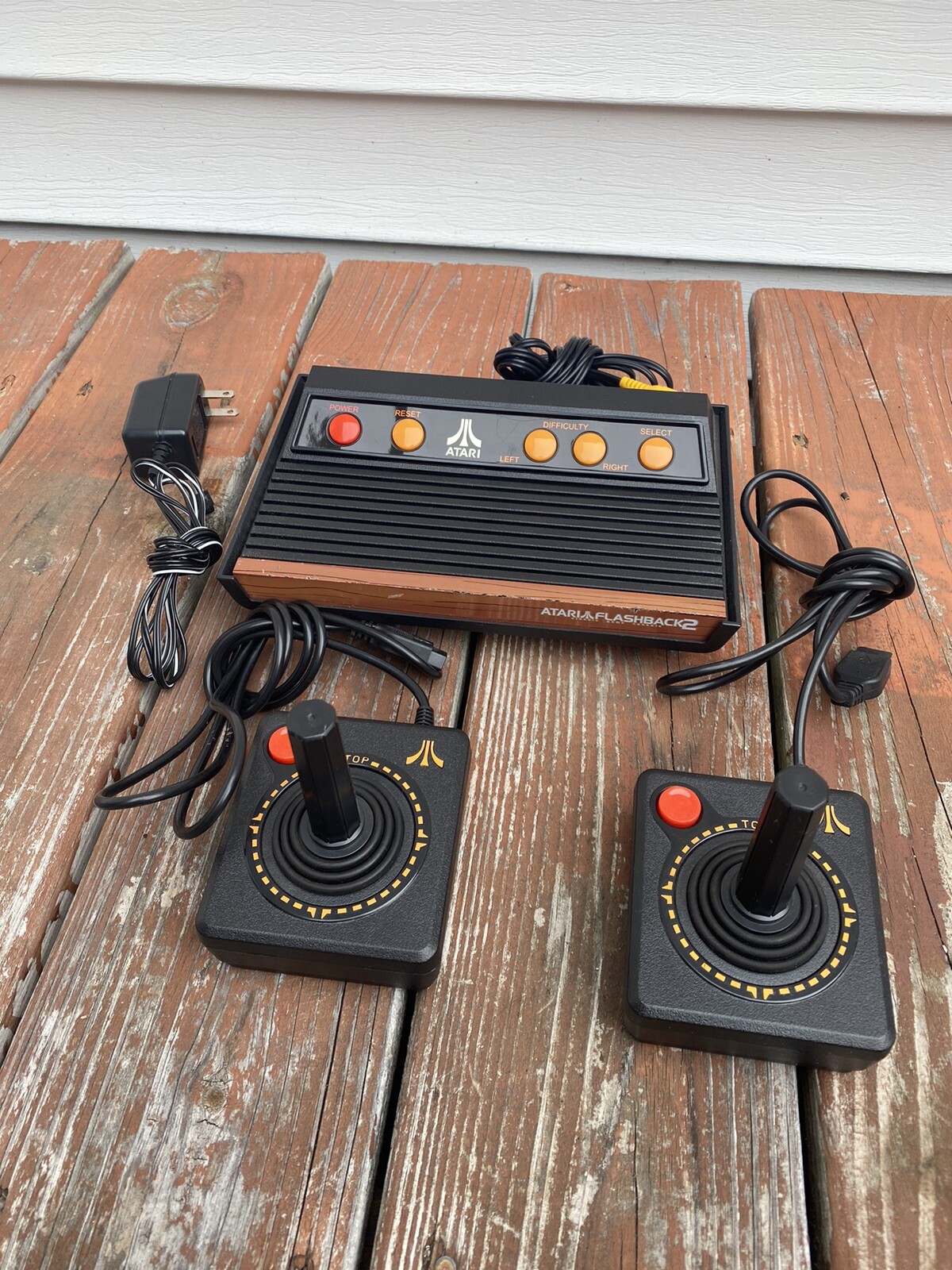 Atari Flashback 2 Console w/ Controllers And Wires Works Great Plug N Play Game