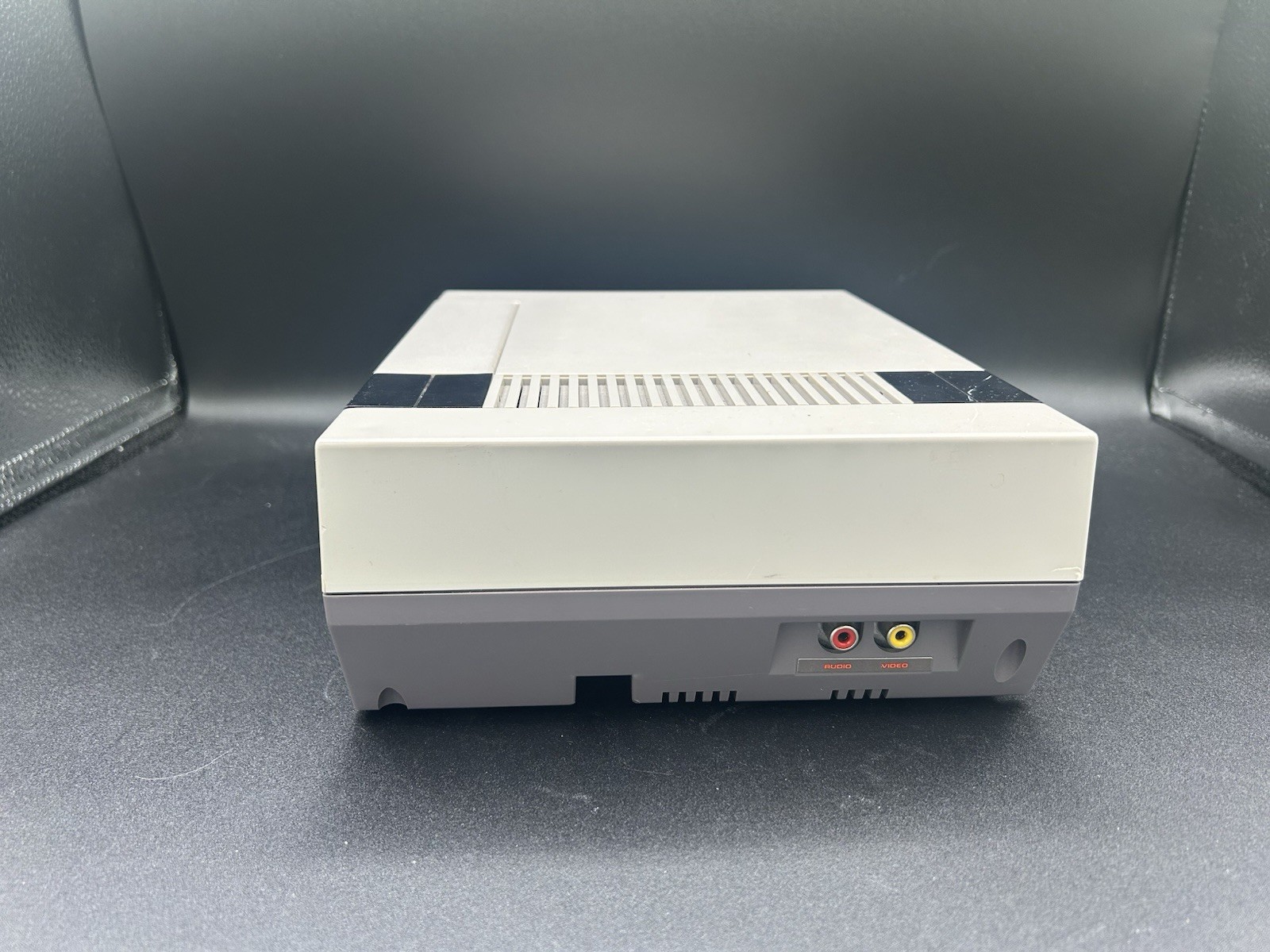 Nintendo NES Console w/ Controller, AV Cable, 3 Games – UNTESTED, No Power Cable
