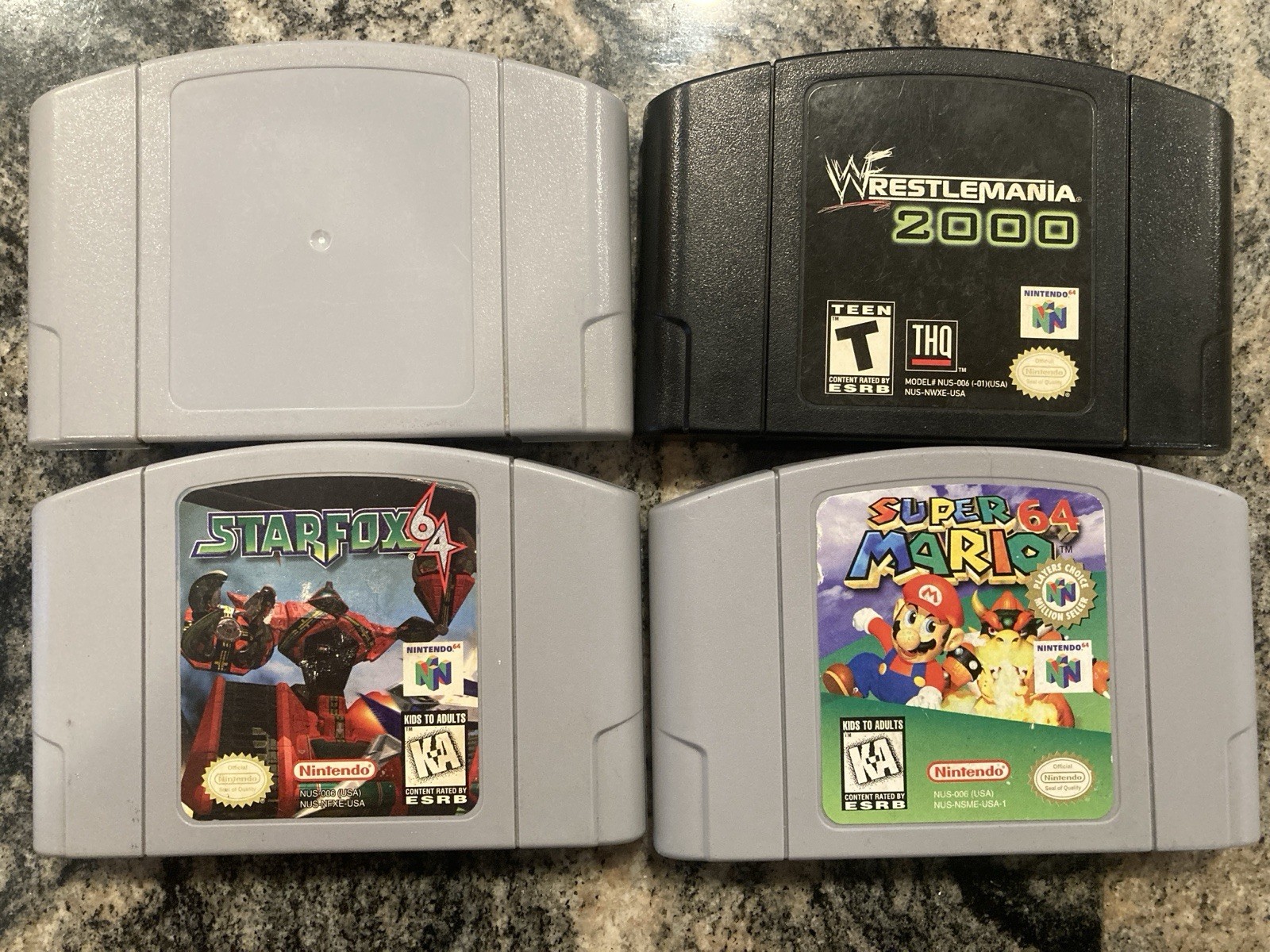 Nintendo 64 N64 With 2 Controllers Games Rumble *read Description *