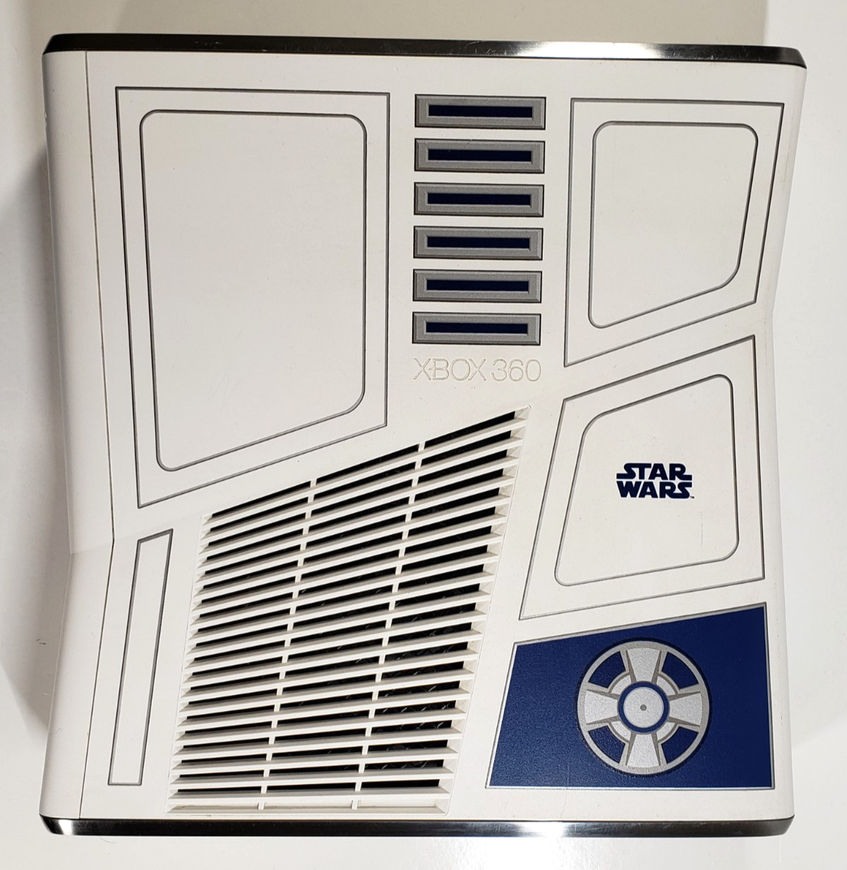 Microsoft Xbox 360 [1439] 320GB Star Wars Edition R2D2 Console with Power Cord