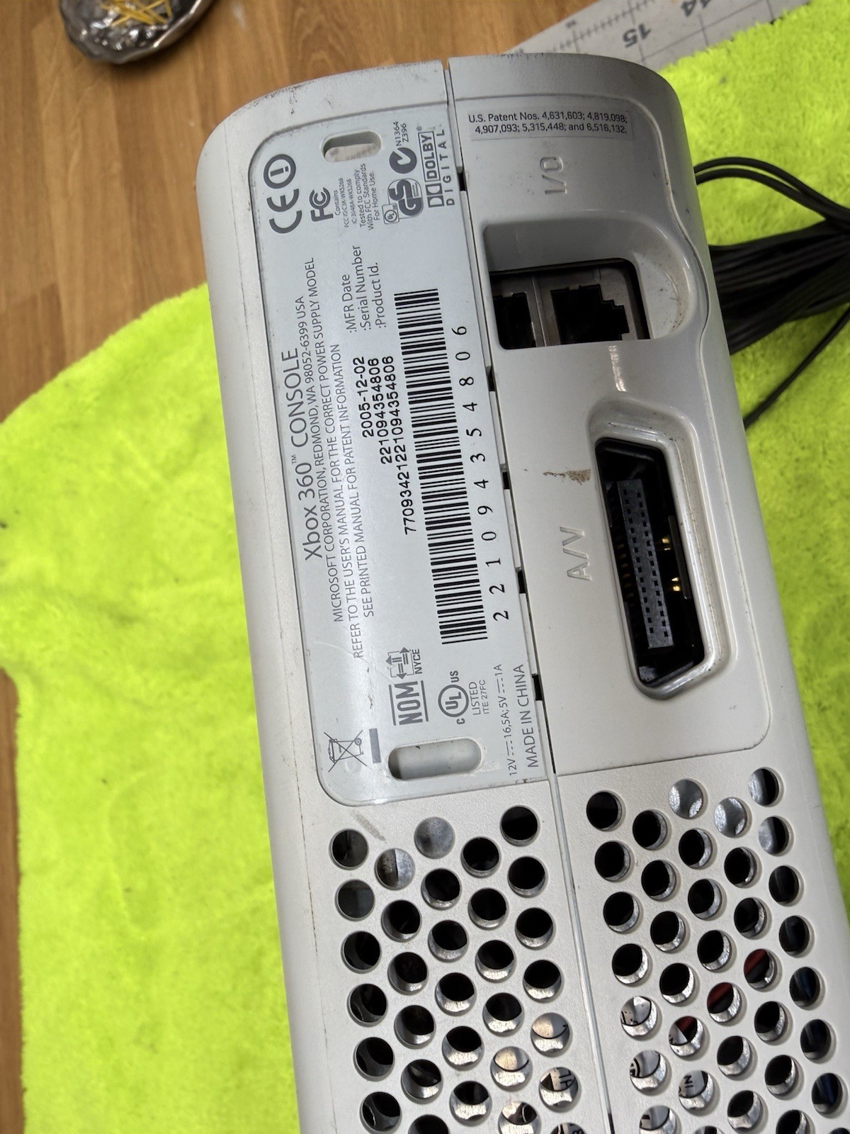 Xbox 360 Console Hard drive White Unknown if still works See DESCRIPTION! Pics🔥