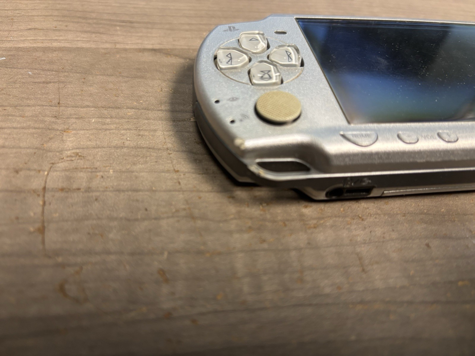 Sony PSP-2001 Silver Console no battery