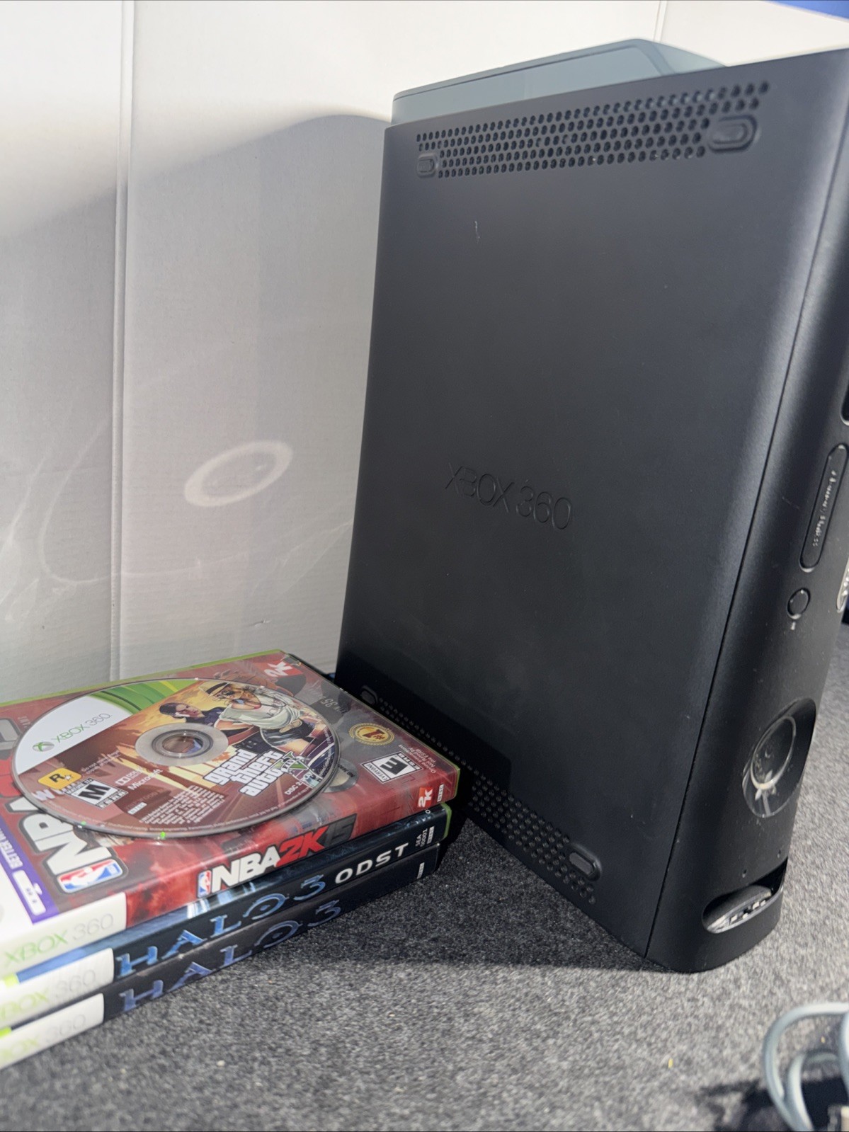 Microsoft Xbox 360 60GB Black Console Bundle 4 Games 1 controller Tested