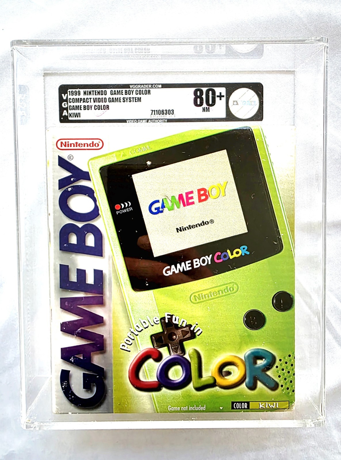 Sealed 1999 NINTENDO GAMEBOY GAME BOY COLOR Kiwi Green VGA Graded 80+ NM – NEW!