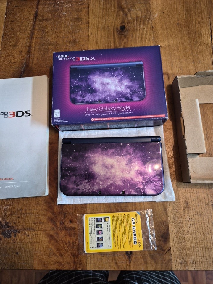 Nintendo New 3DS XL Galaxy Style Console W/ Box, Stylus, Manual & pokemon white