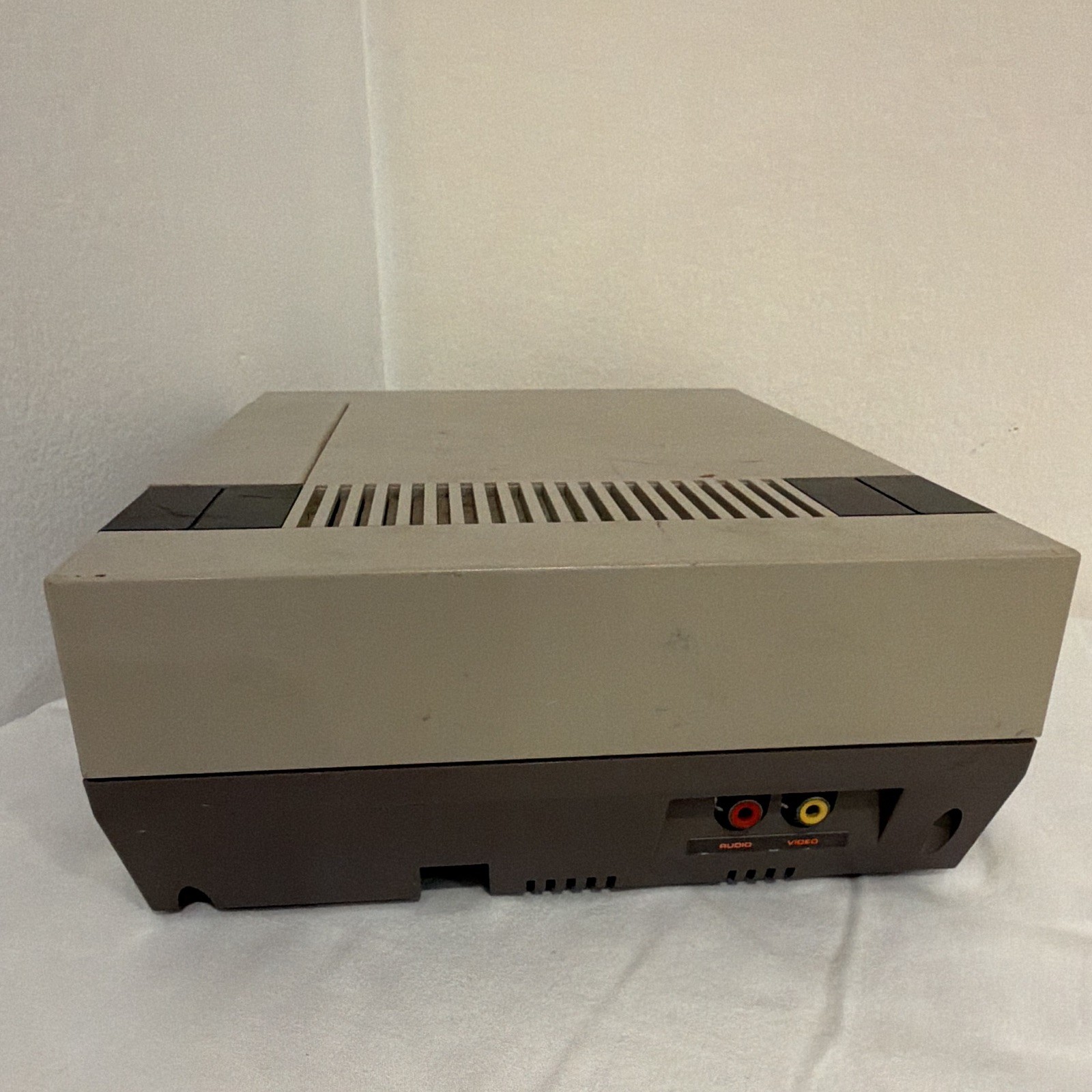 Nintendo Entertainment System NES-001 Gray Home Console w/ Composite RCA