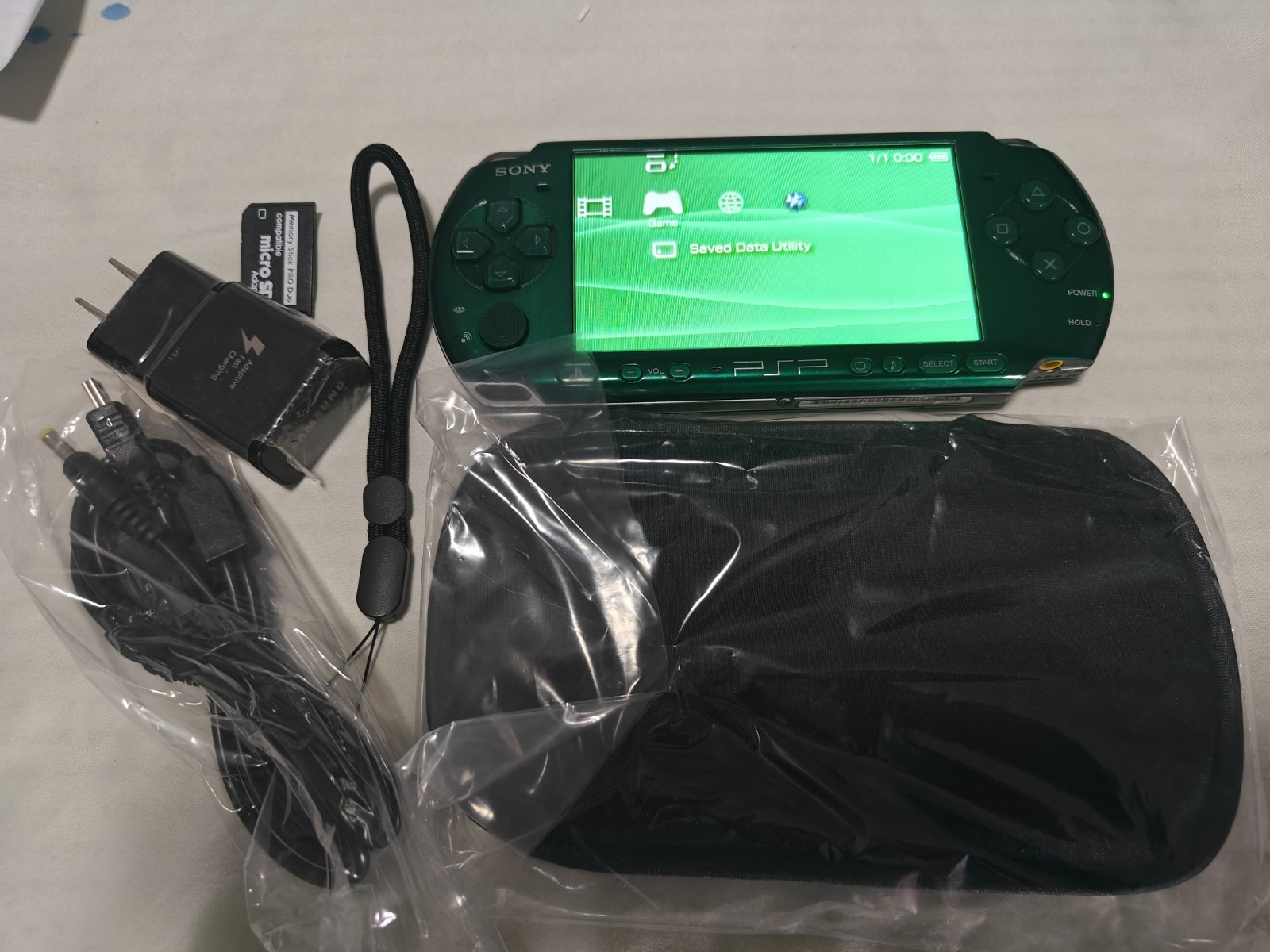 Sony PSP 3000 Console Green w Glass Lens IPS Screen upgrade Excellent condition