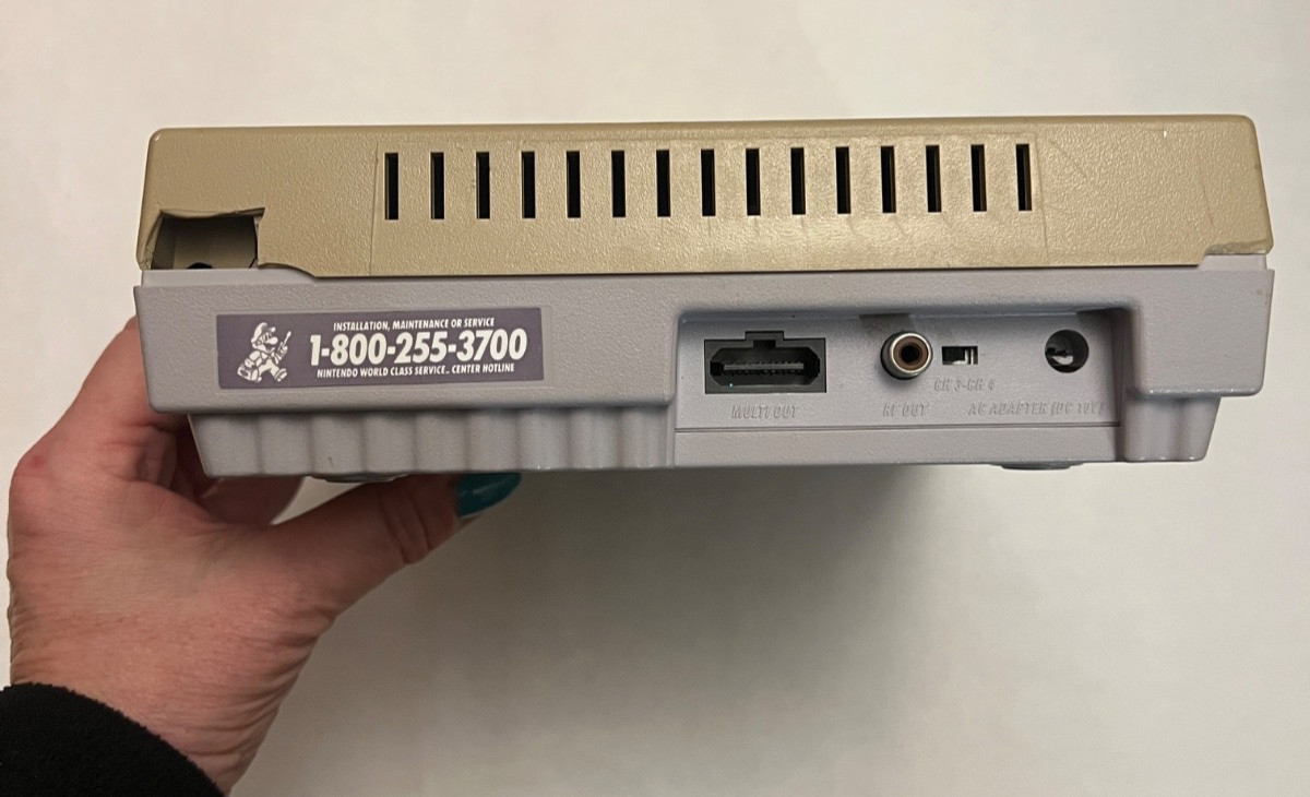 Super Nintendo Entertainment System Console 2 Controllers Power Supply AV RCA+AC