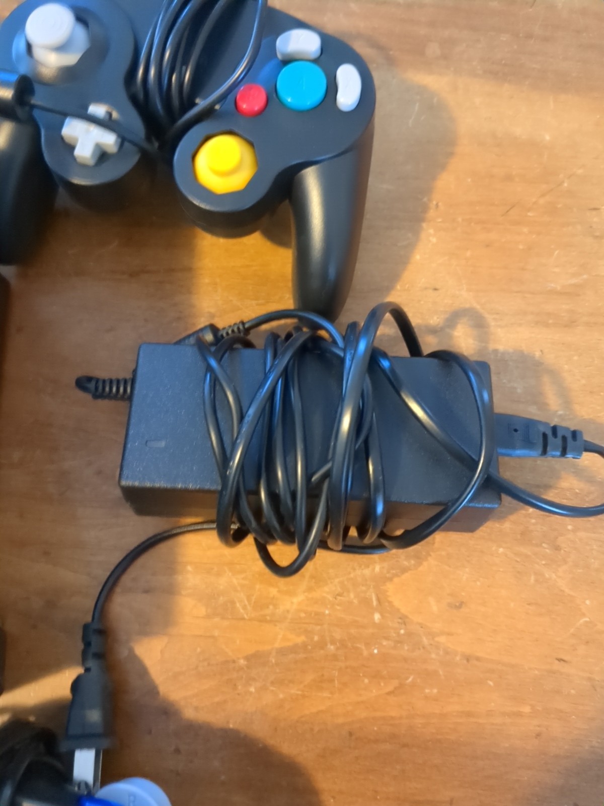 Nintendo GameCube Console NGC Console Various Colors + Controller + Wires Bundle
