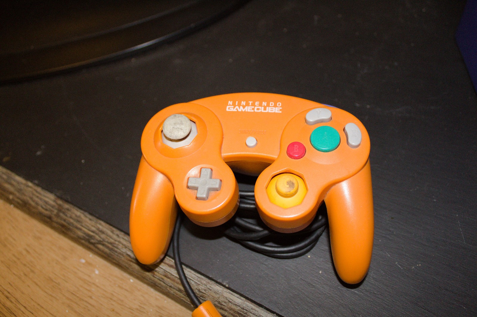 Nintendo GameCube DOL-101 Spice Orange Japanese Console w/ Storage Display Rack