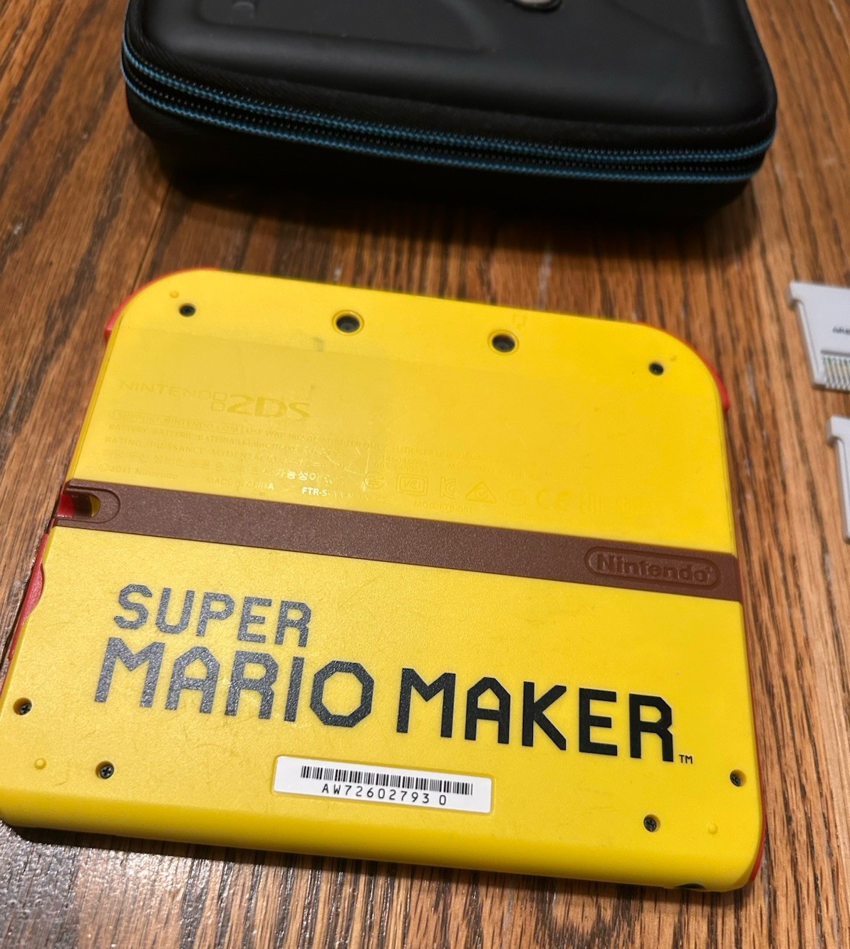 Nintendo 2DS Super Mario Maker Nintendo 3DS Console Case Game Bundle Sonic Mario