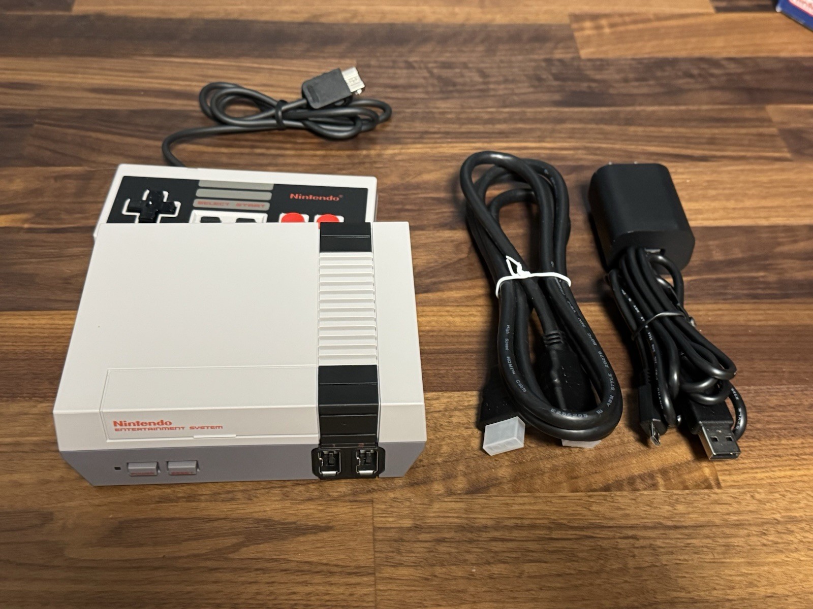 Nintendo NES Classic Edition Mini Console 1 Controller HDMI Box Complete