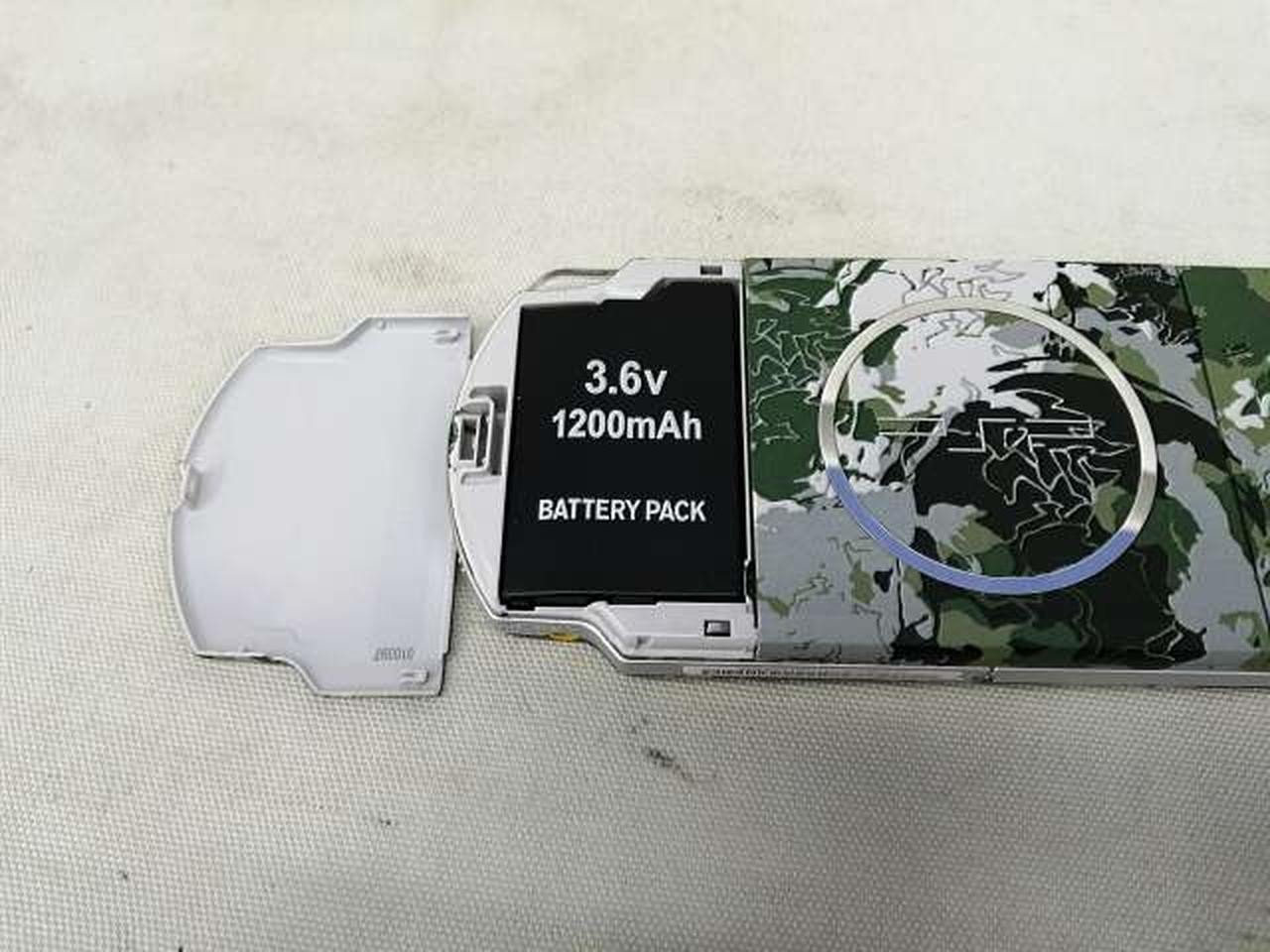 PSP Model METAL GEAR SOLID PEACE WALKER SONY KONAMI