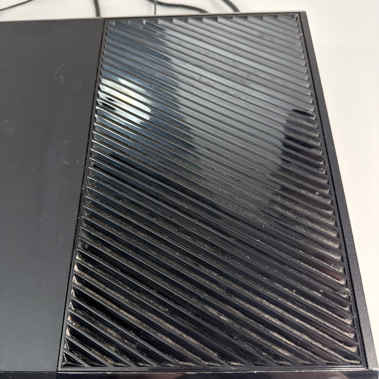 Microsoft Xbox One Console – Model 1540 – Black – Fair Condition – Console Only