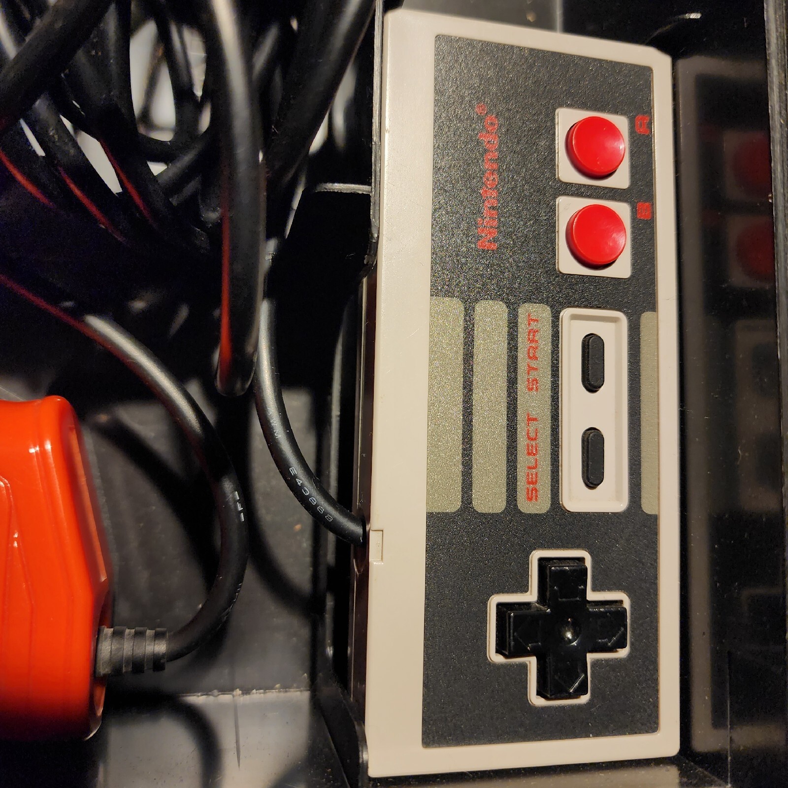 Nintendo NES Console Action Set Complete + NES 2 Drawer 28 game Storage Box. OEM