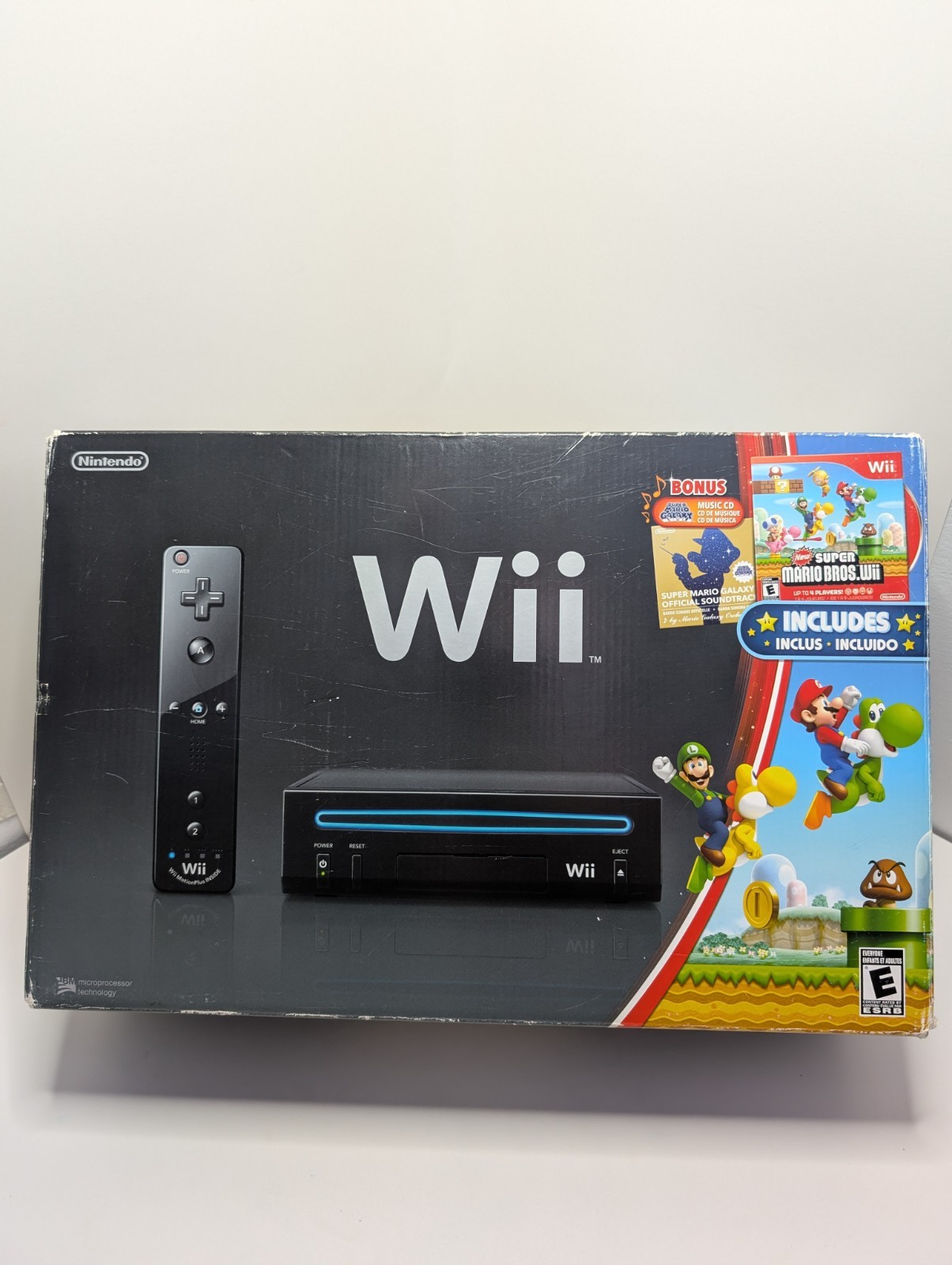 Nintendo Wii Super Mario Holiday Bundle Black Console No Game/Music CD, Read