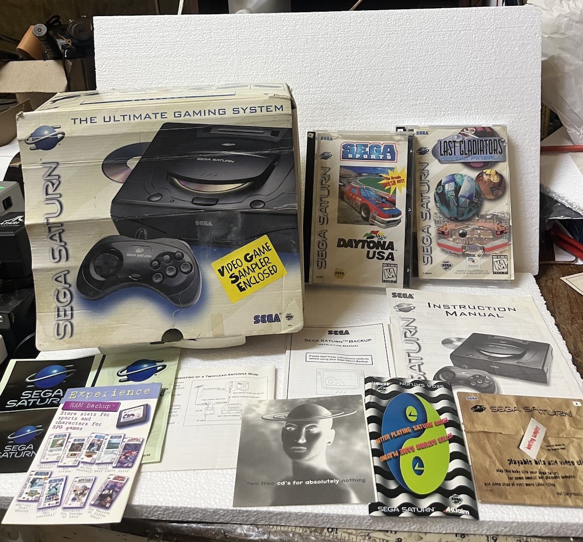 sega saturn mk-80000a lot games Controllers Original box Manual & Papers Working