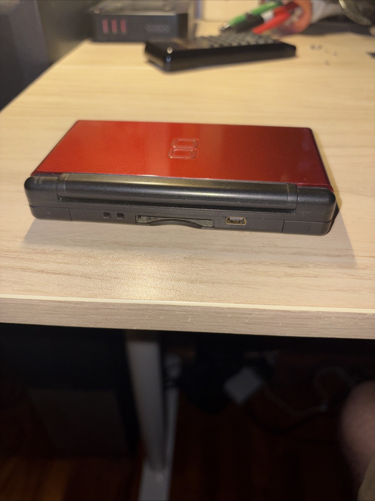 Nintendo DS Lite – Crimson Red READ DESCRIPTION