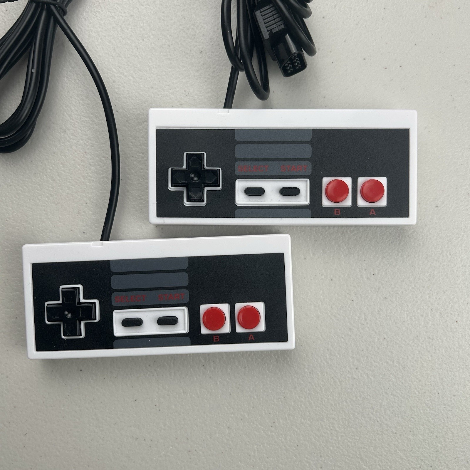 Nintendo NES Console Bundle NES-001 Dogbone Controller + 3 Controllers + MORE