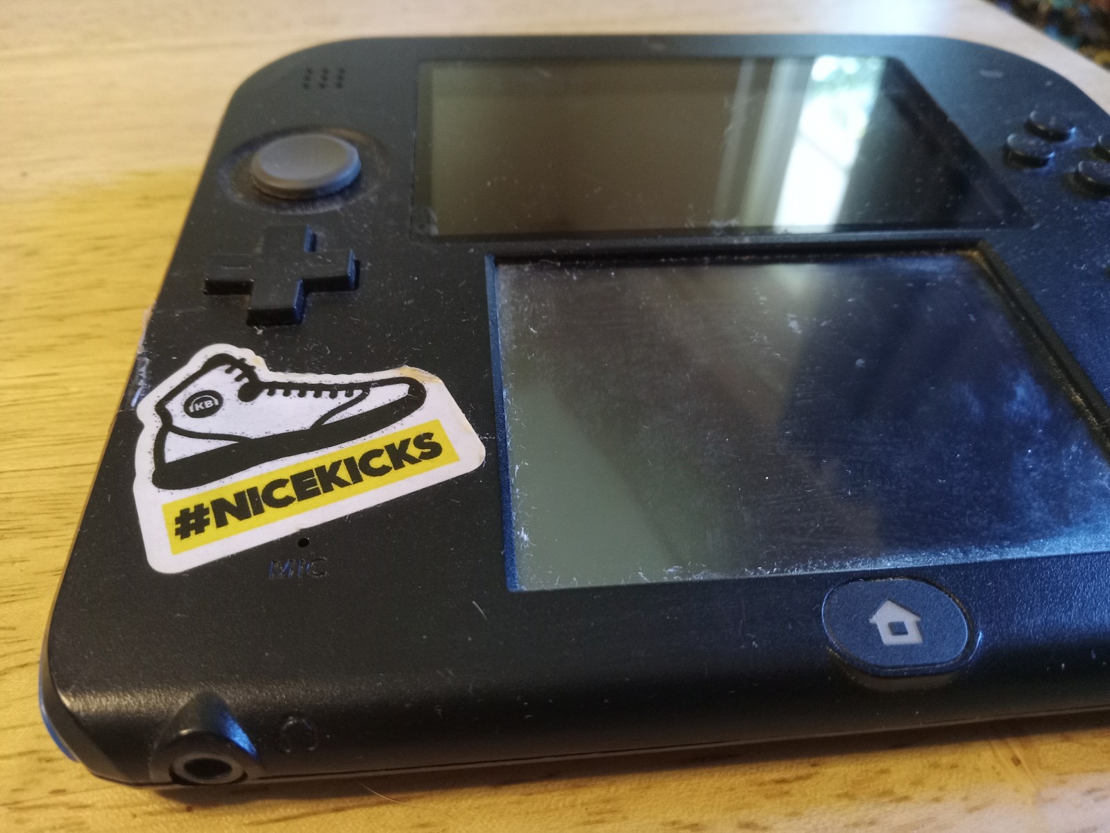 Nintendo 2DS Blue Handheld Console FOR PARTS OR REPAIR Won’t Charge