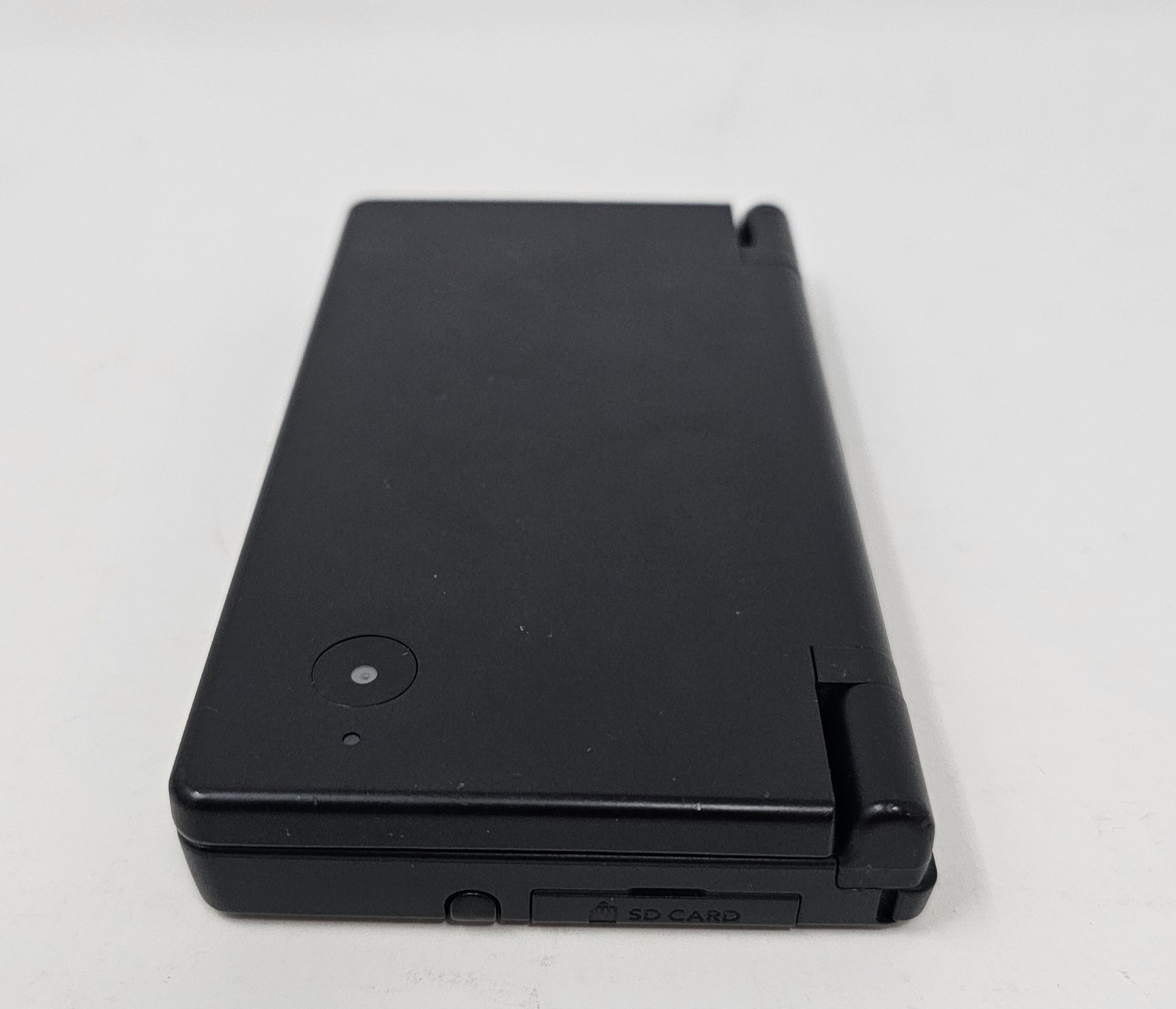 Nintendo DSi Black Handheld System w/ Charger & Stylus & Crash Bandicoot Game