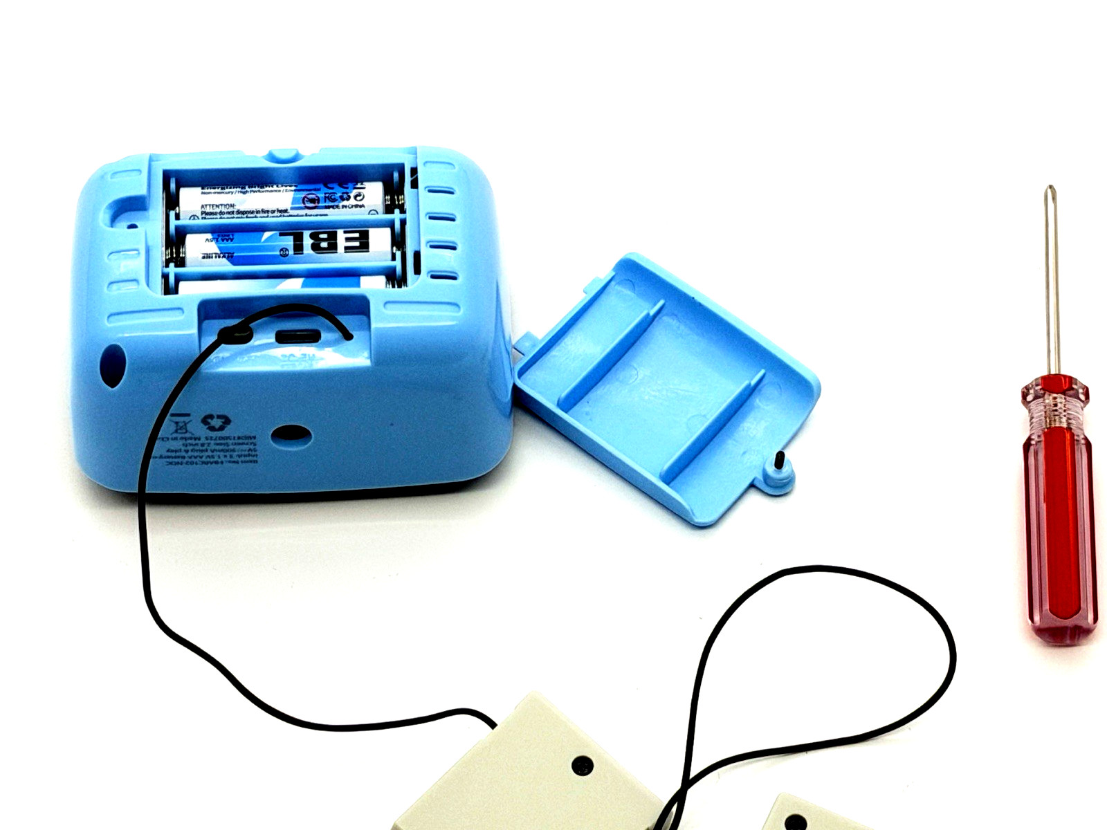 Vivitar Retro Mini Console 200 Games – Tested – Batteries + Tiny Tool Included
