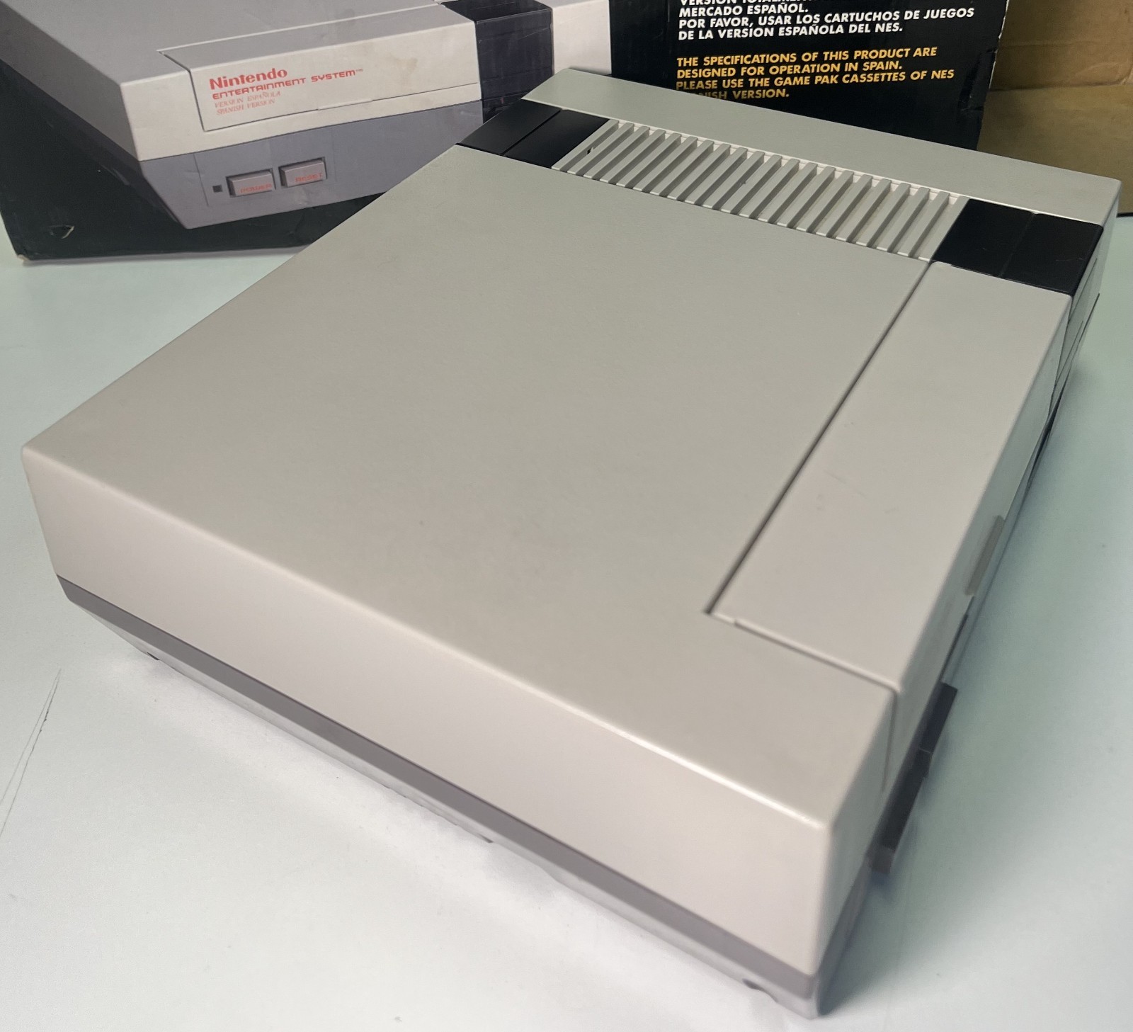 NINTENDO NES CONTROL DECK PAL B SPANISH CONSOLE NES-S-CD-ESP-3 BOXED TESTED