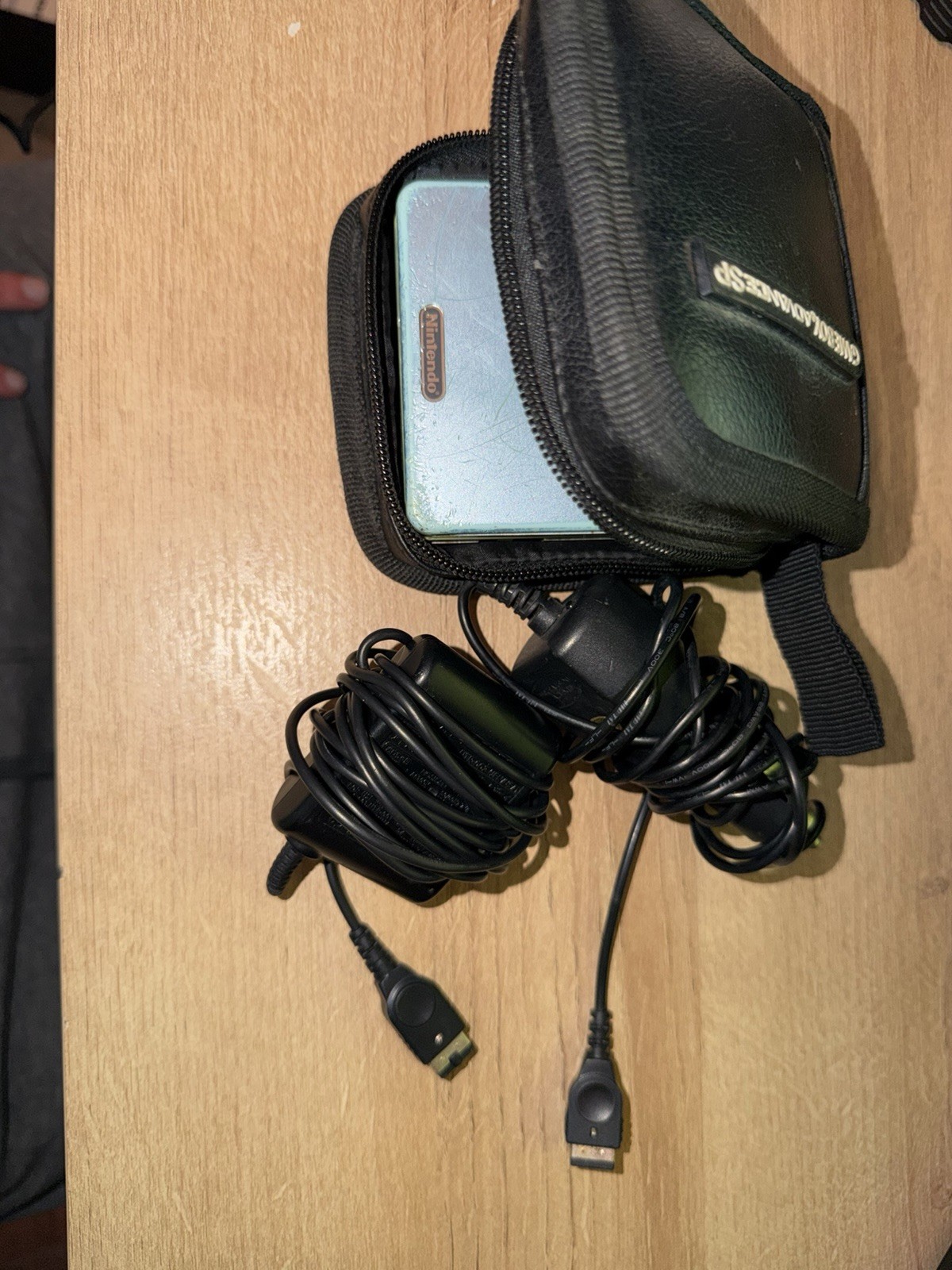 Nintendo Game Boy Advance SP Console Silver WITH CASE, CAR and REGULAR CHARGER