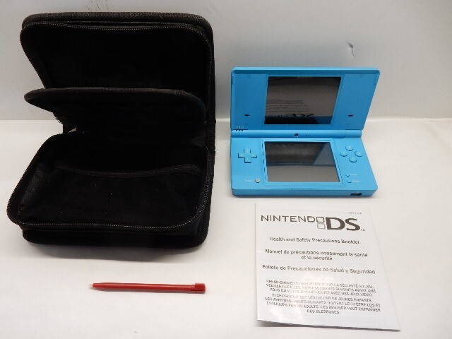 Nintendo DS Game Console with case, manual and Picross 3D game. Tested