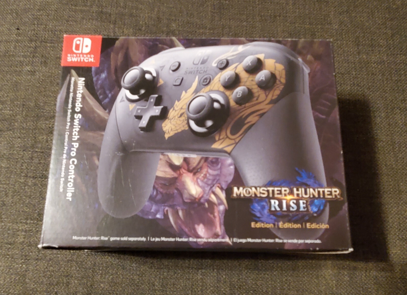 Nintendo Switch Monster Hunter Rise Edition Console + Matching Controller