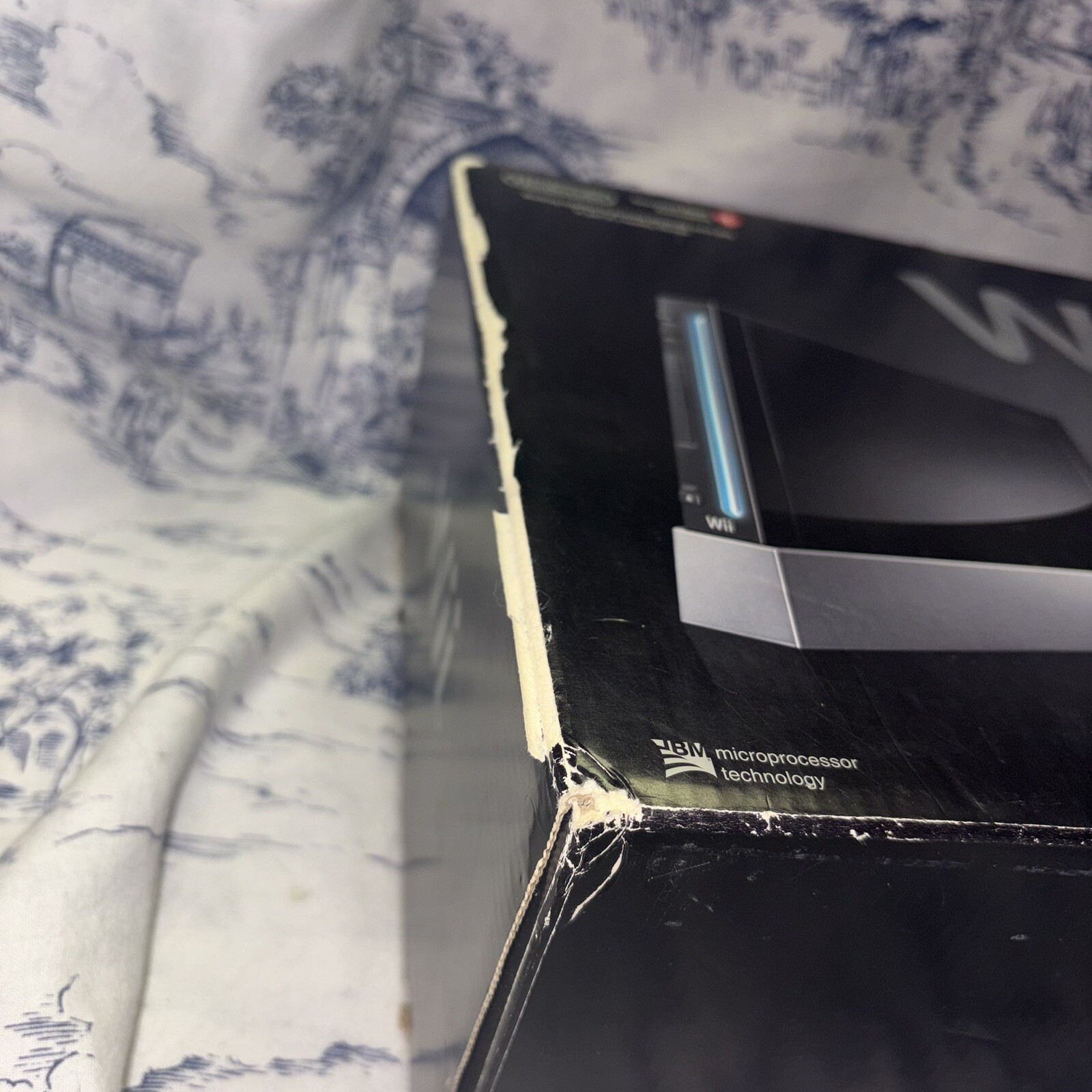 Nintendo Wii Black With Black Original Box & Inserts – No Games – Tested
