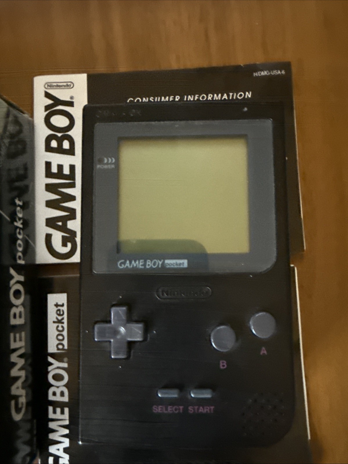 Nintendo Game Boy Pocket Black Handheld Complete in Box CIB Tested