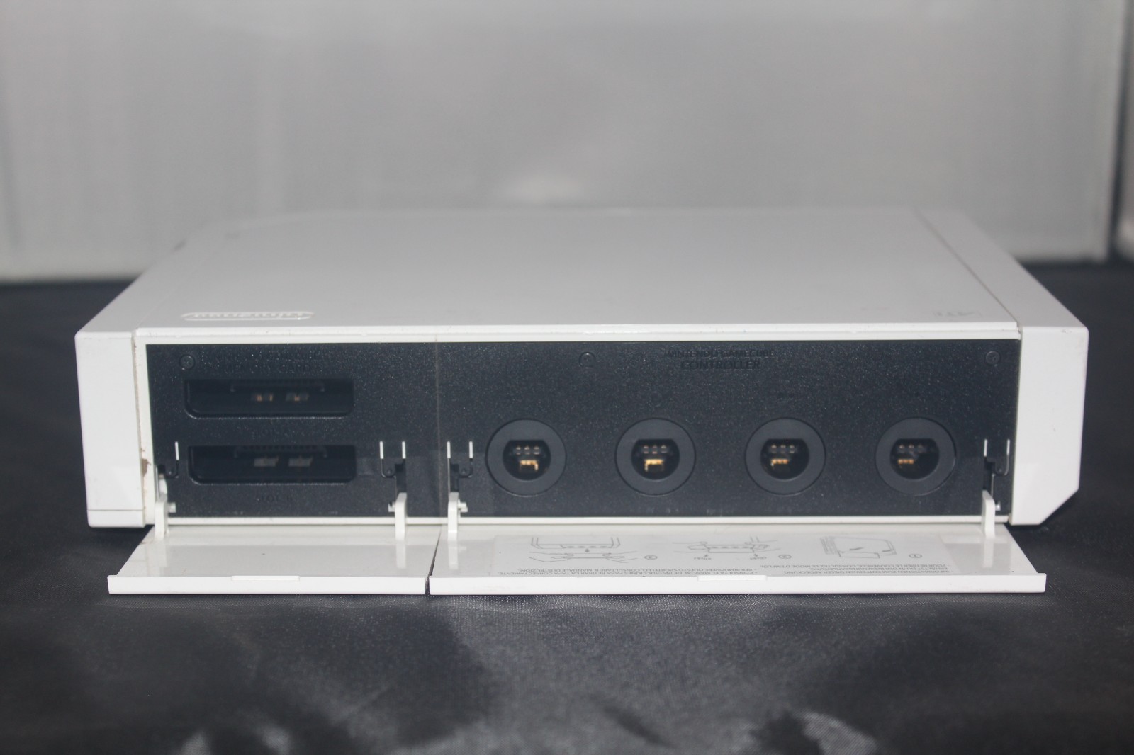 Nintendo Wii Replacement Console & Stand – Gamecube Compatible RVL-001 – Tested