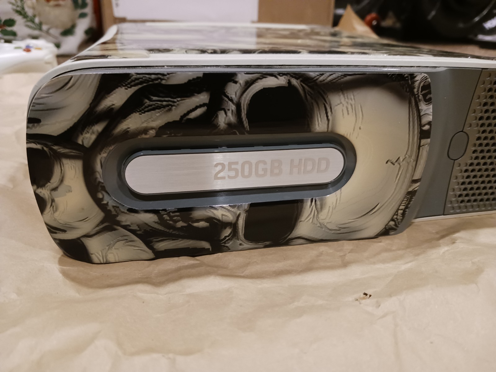 XBOX 360 Console w/ 250GB HDD & Official MS AV CABLES FOR PARTS/REPAIR AS IS