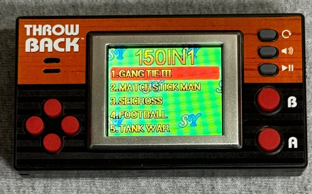 3.5″ 8 Bit Game Console Mini Pocket Video Classic Handheld Built-in 150 + Game