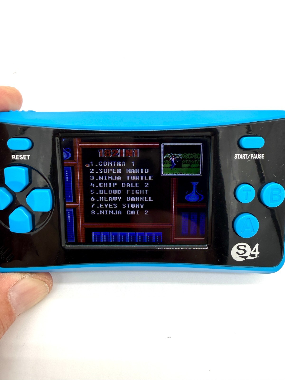 Handheld Game Console 182 Built-in Classic 8-Bit Games 2.5″ LCD Screen