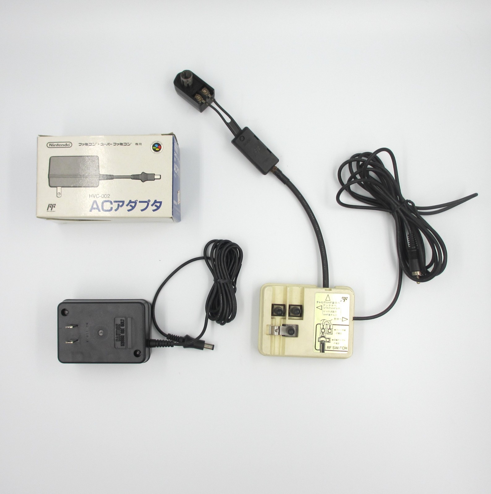 Nintendo Family Computer (Famicom) console ( working, cleaned, and repaired)