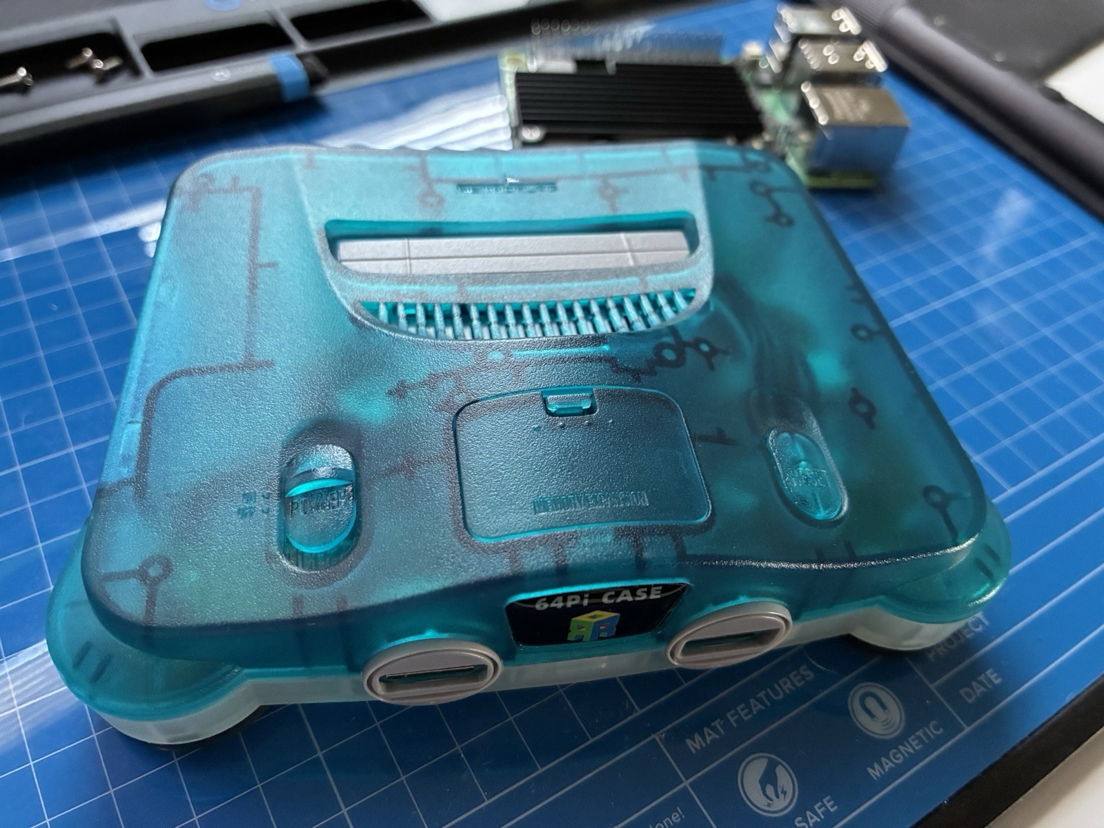 Retroflag 64 + Raspberry Pi 5 4Gb + 16GB MicroSD, Build your own gaming console