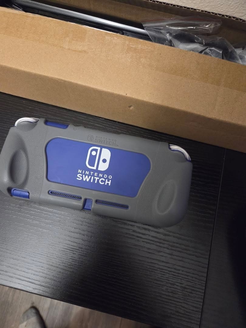 Nintendo Switch lite dark blue Handheld System with 256 gigabyte SD card