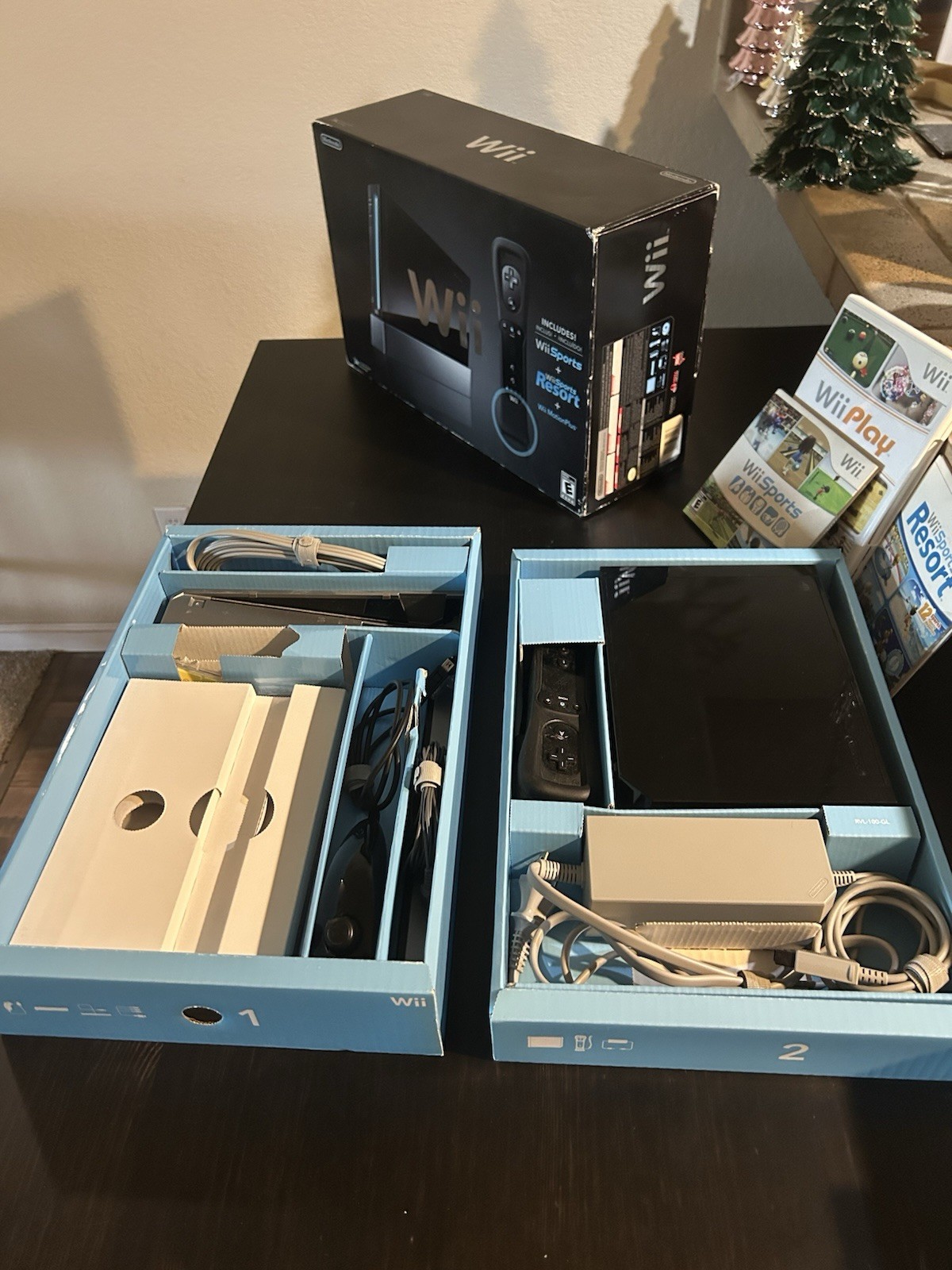 Used Legacy Nintendo Wii Black Console Bundle 2 Remotes Nunchuks Tested Working