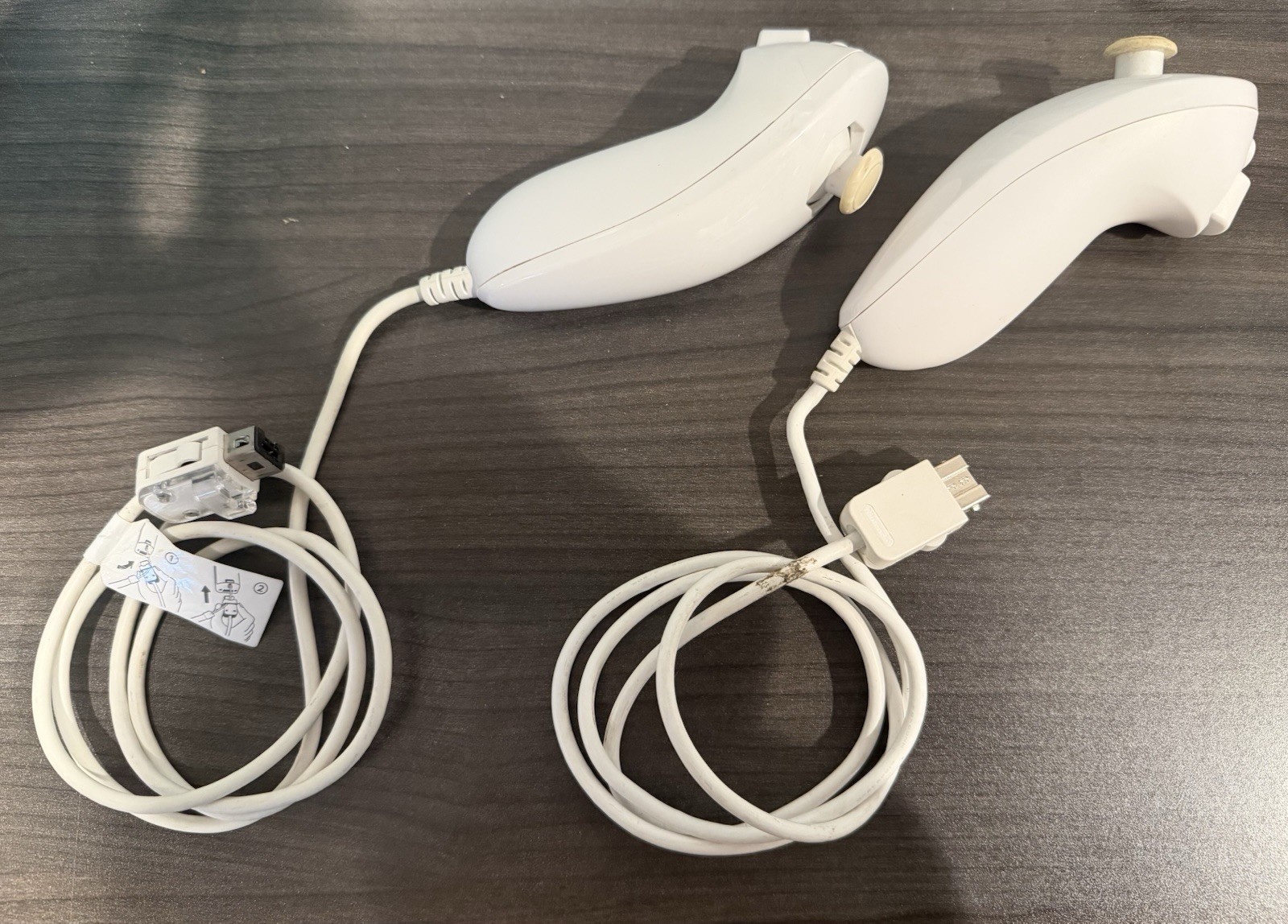 Nintendo RVL-101 Wii – LARGE Bundle – Controllers – Games – Accessories