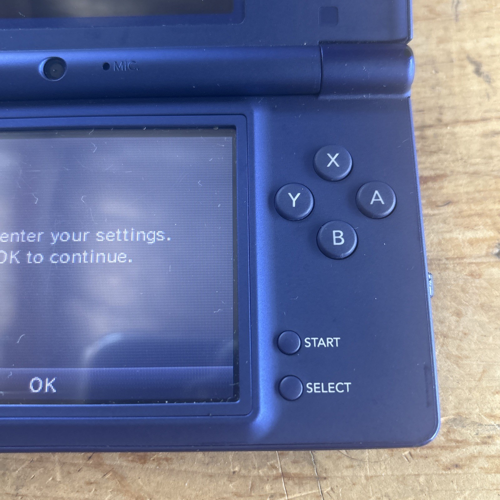 Nintendo DSi Console Blue WAP-002 PAL Tested Works (Cracked Back) Free Post