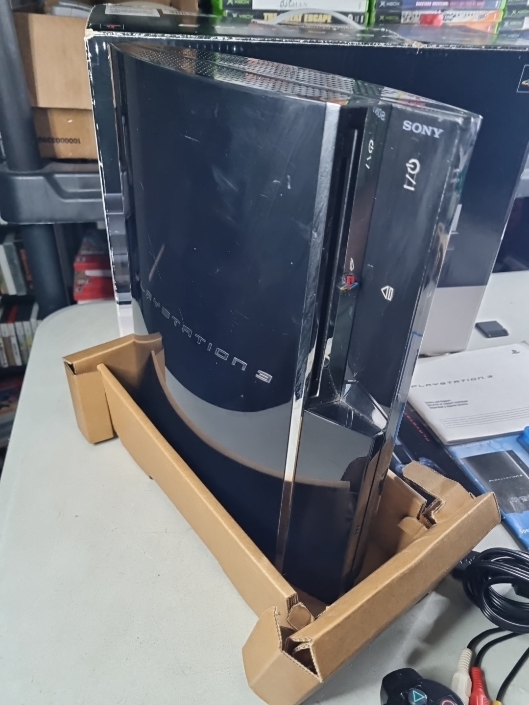 PlayStation 3 PS3 Fat Console CBEH1000 Backwards Compatible w/ Box Tested Works