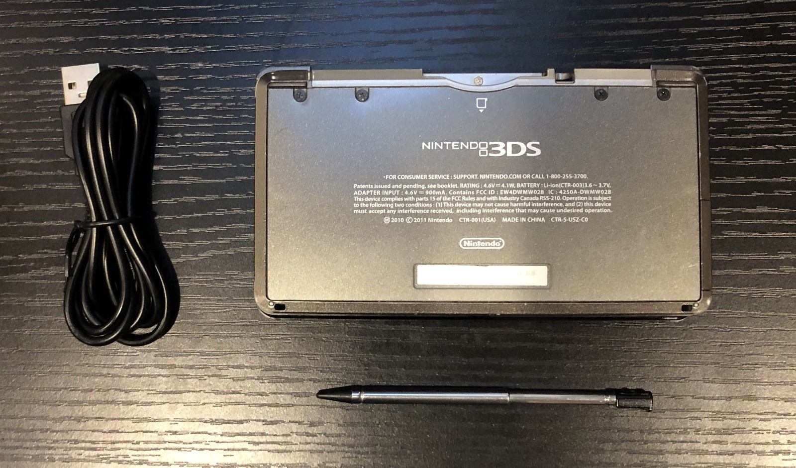 Nintendo 3DS Cosmo Black CTR-001 Handheld Console– Fully Tested