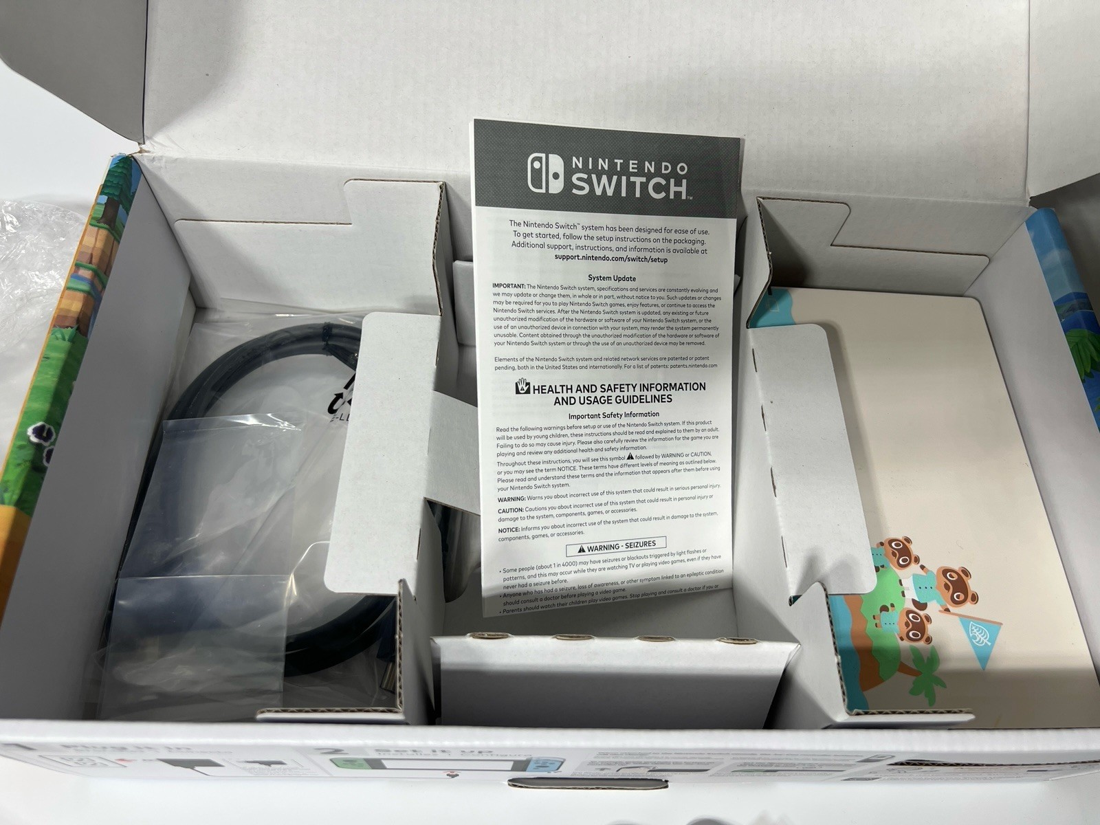 Nintendo Switch Handheld Console Animal Crossing Edition Excellent + 128gb SD