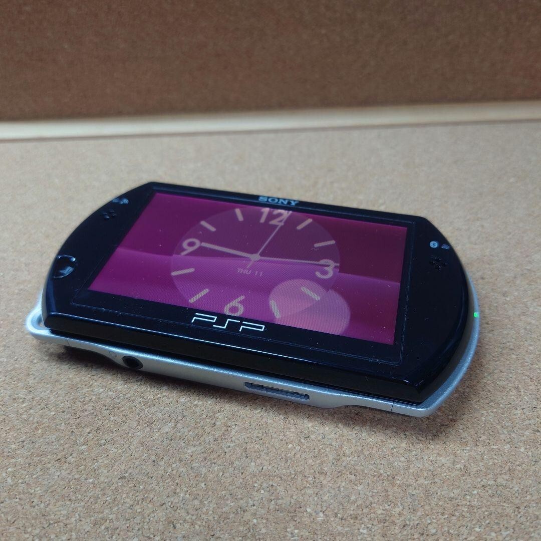 Sony PSP Go PlayStation Portable Go Piano Black PSP-N1000 Console Working Tested