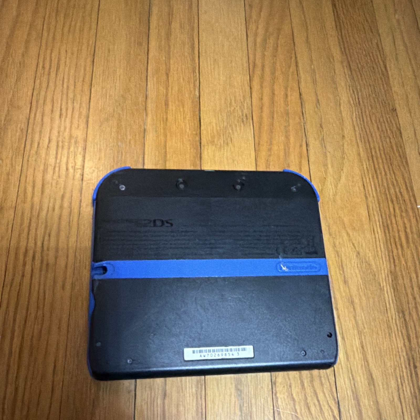 Nintendo 2DS Handheld System Touchscreen 1GB Region Free Black/Blue