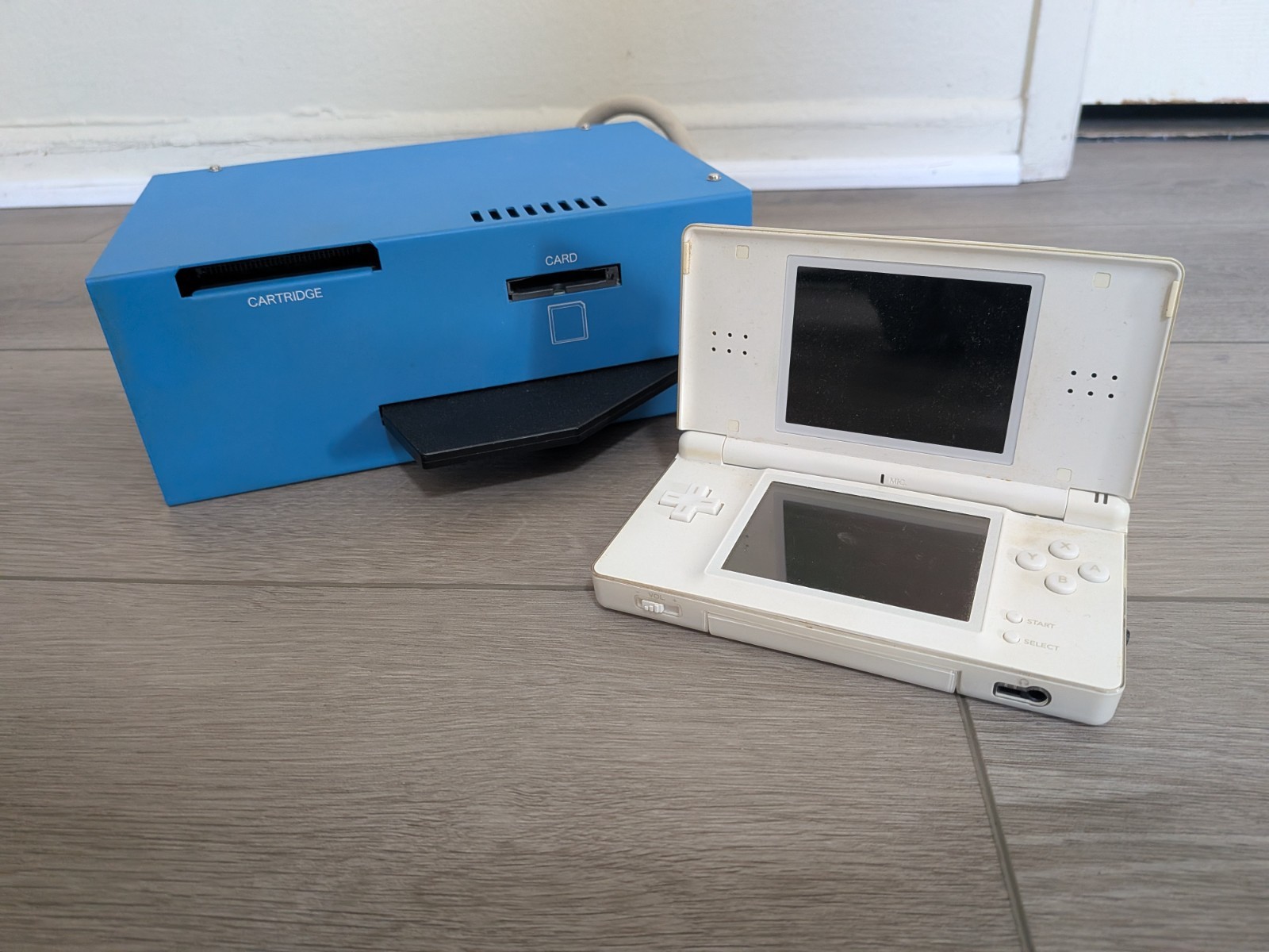 Nintendo IS-NITRO – RARE VARIANT WIRELESS